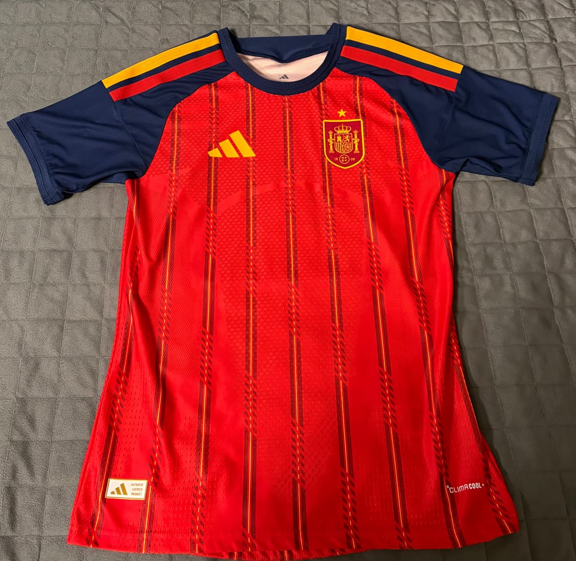 25/26 스페인 홈 어센틱 유니폼 상품이미지1