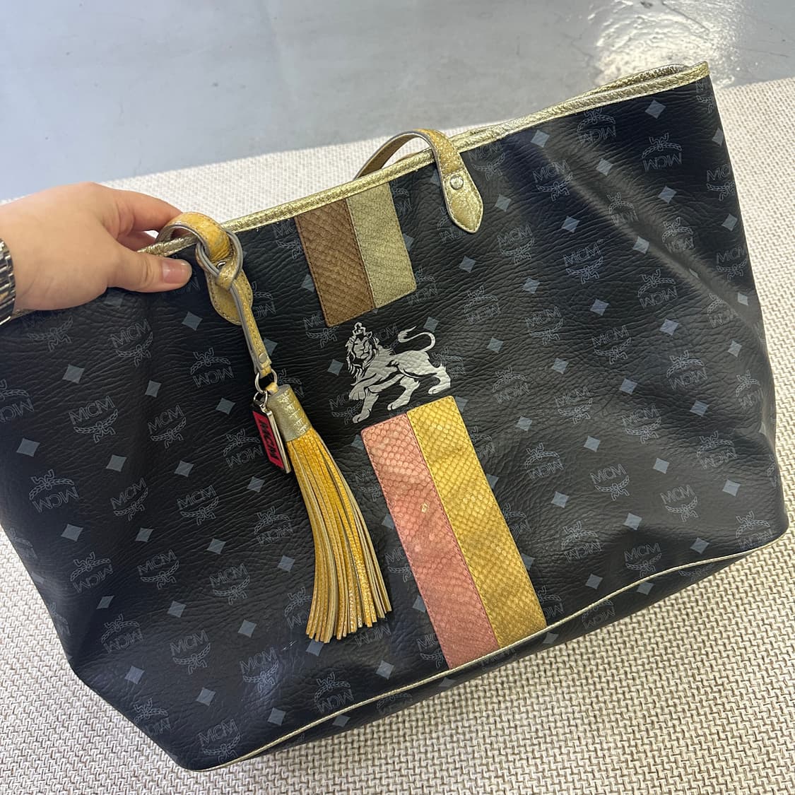 실측확인 MCM 비세토스 토트백 0415D 상품이미지1