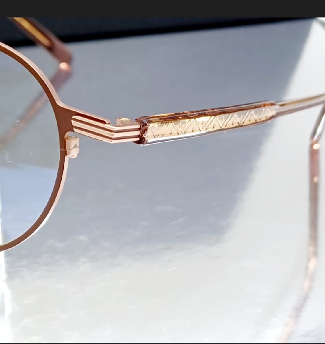 임영웅안경키싱하트 티타늄 안경테로즈골드 새상품 미개봉 상품이미지3