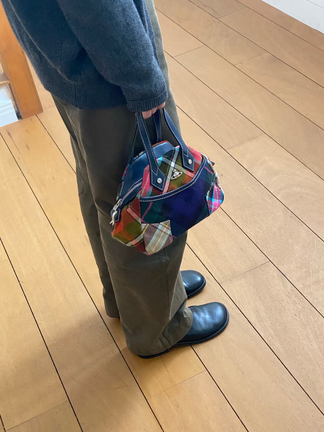 비비안웨스트우드 미니 야스민 토트백 상품이미지10