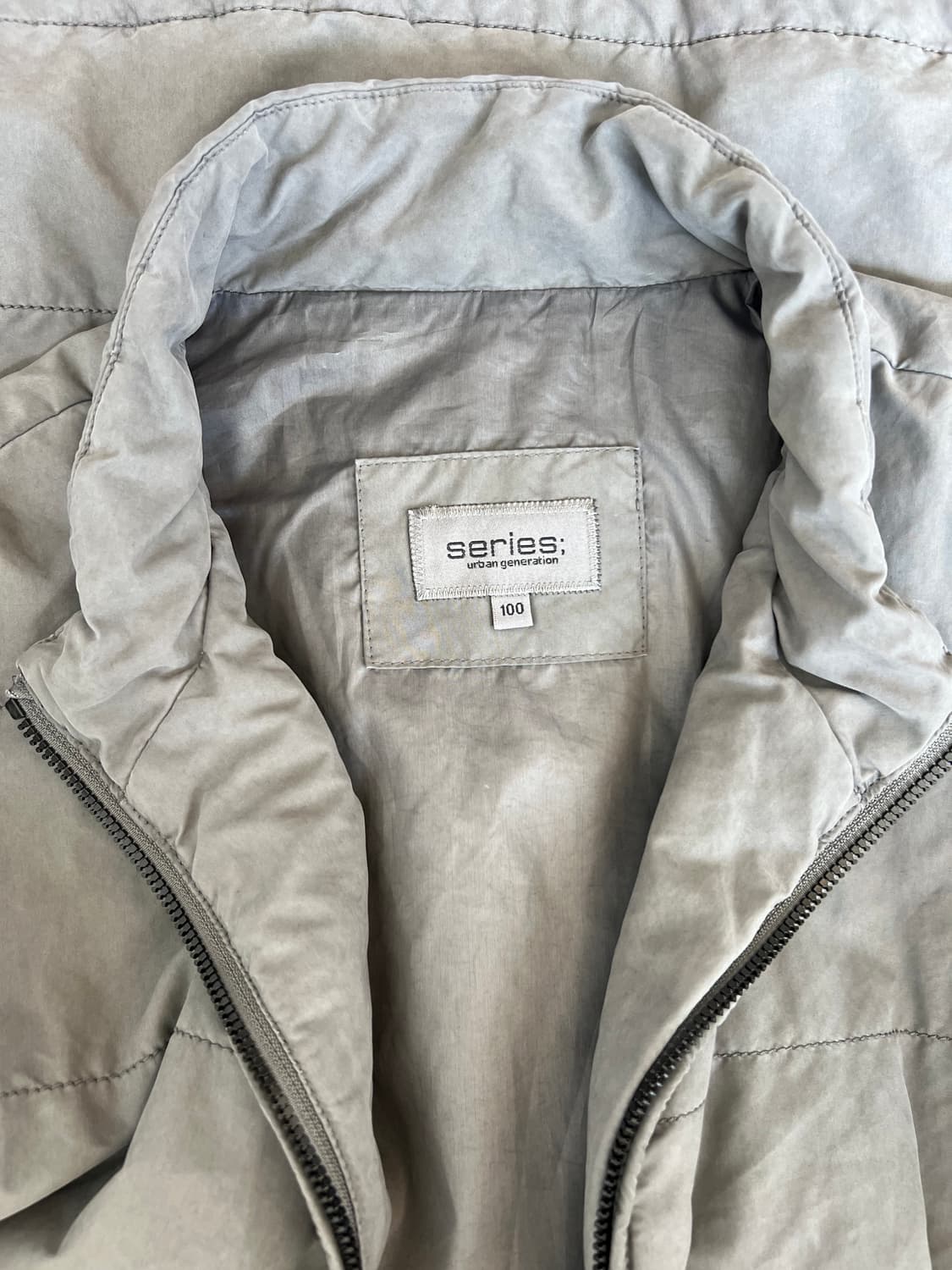 시리즈 남성 그레이 집업조끼 간절기조끼 상품이미지5