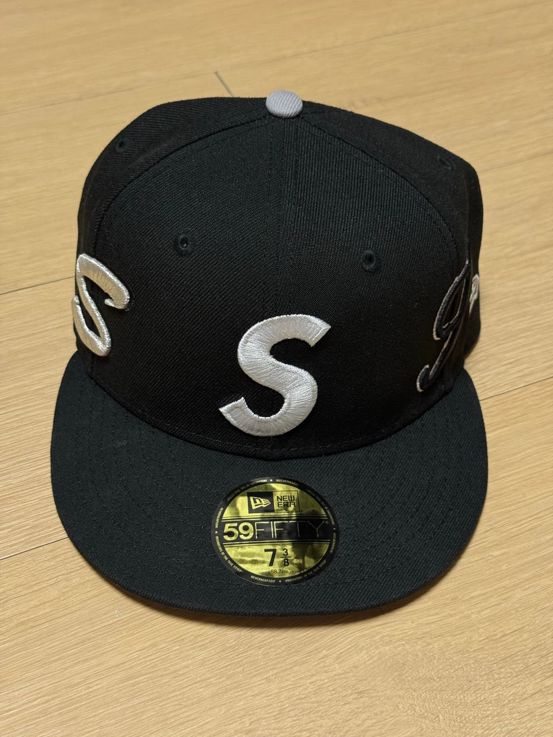 [738] 슈프림 25ss 멀티 s로고 뉴에라 블랙 상품이미지1