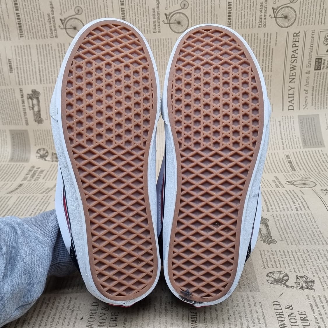 반스 뉴스쿨 남성 스니커즈270 상품이미지3