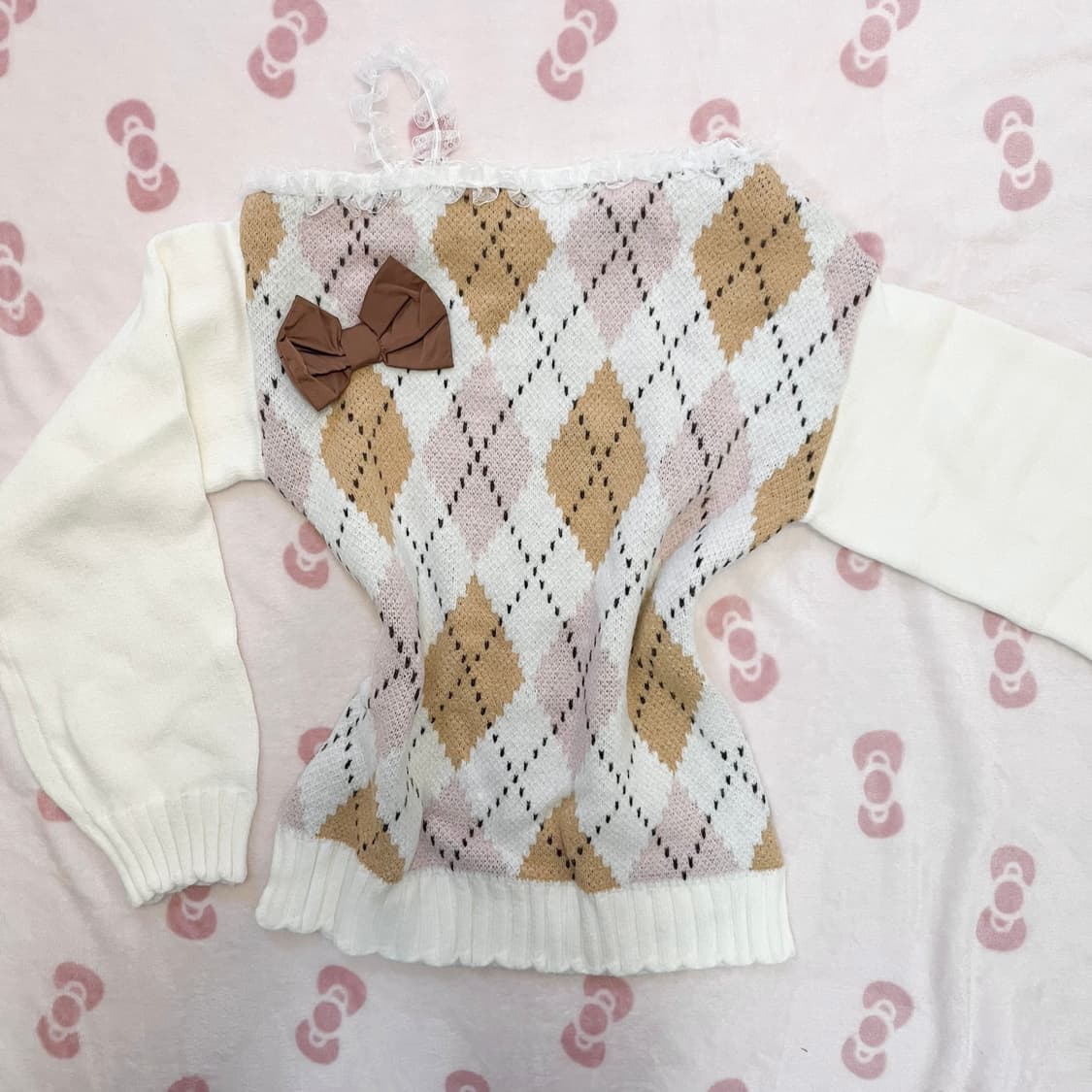 리즈리사st 아가일 리본 라떼갸루 프릴 오프숄더 니트 상품이미지1