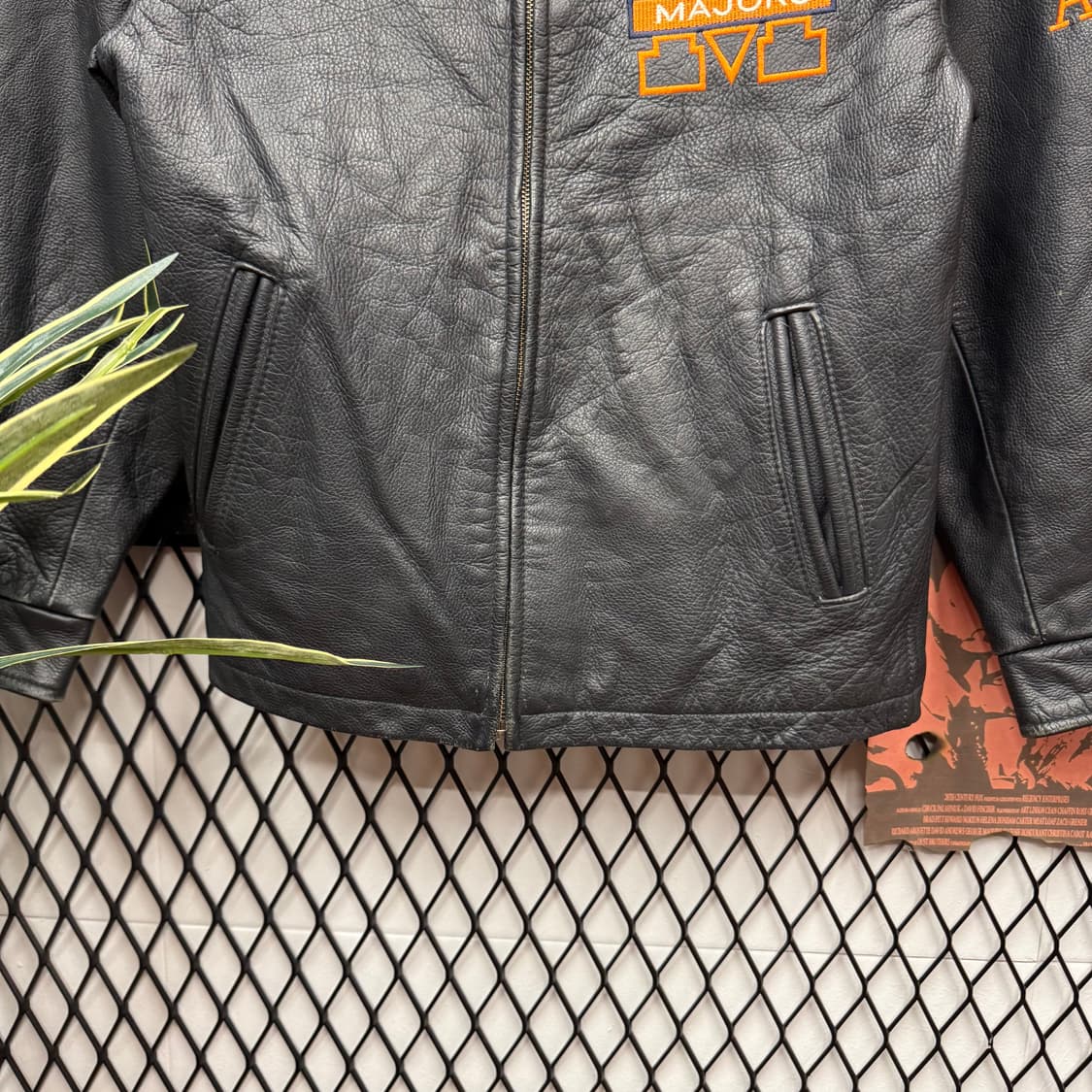 USA VINTAGE 레더 팀 자켓 사이드 자수 레터링 포인트 블랙 상품이미지4