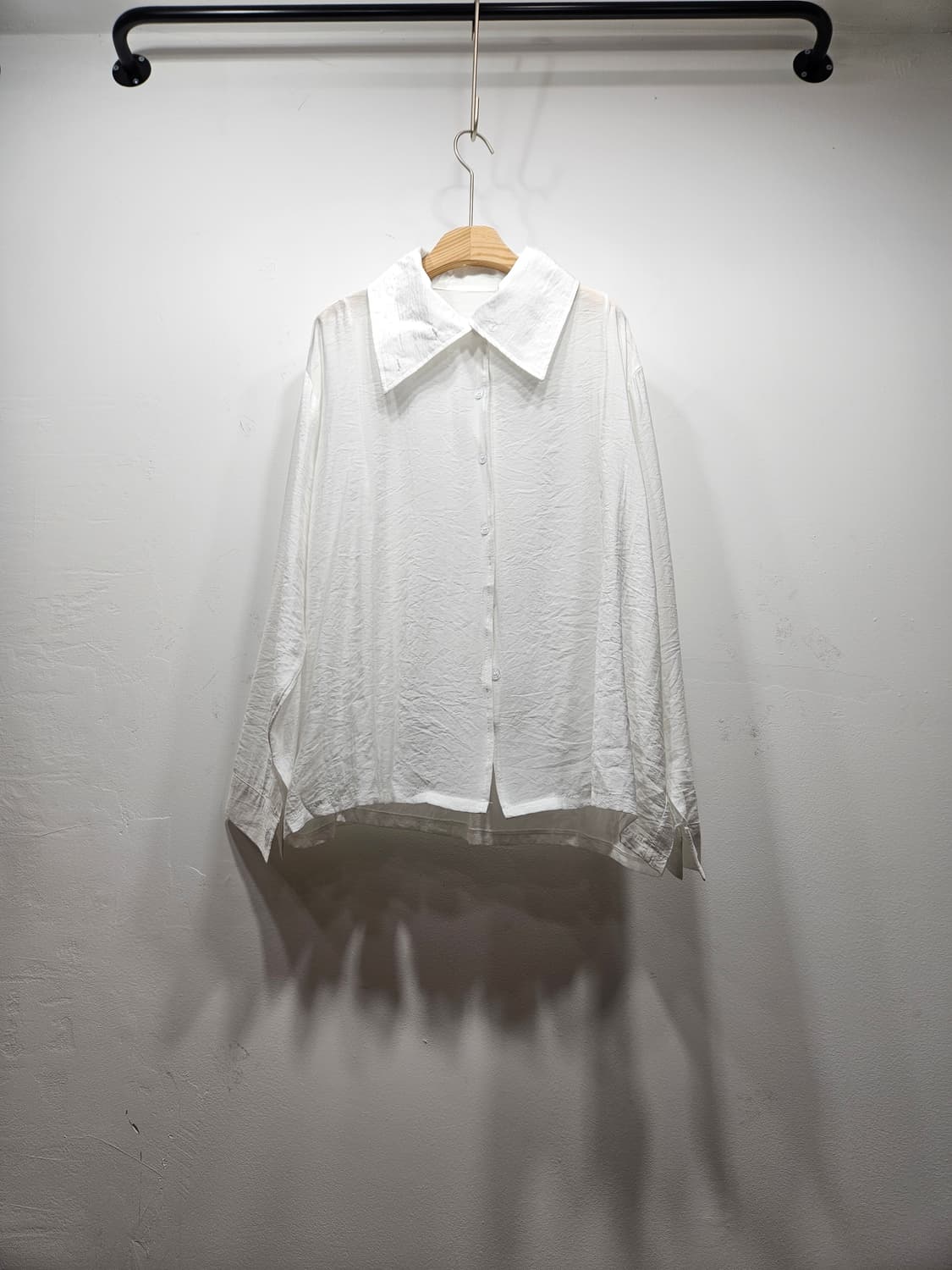 여리여리한 느낌의 빅카라 블라우스 [새상품] Free 상품이미지2