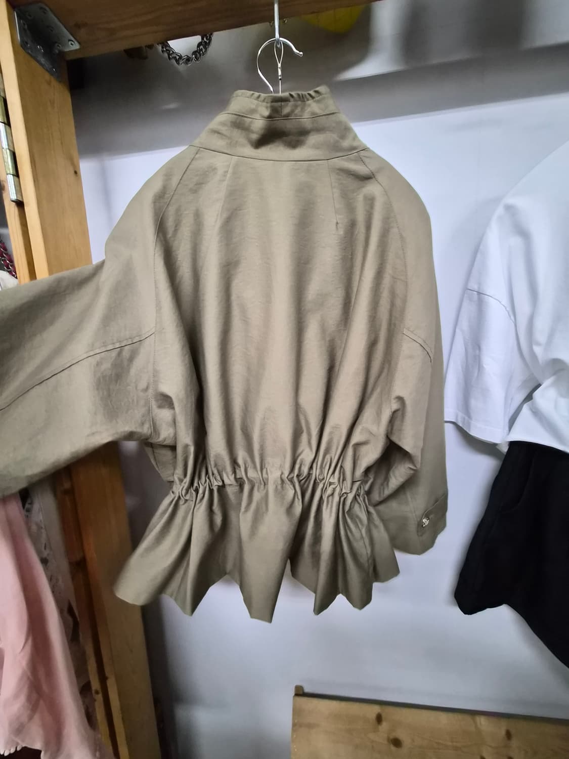 poetic 편집샾 펨플럼 점퍼 상품이미지2