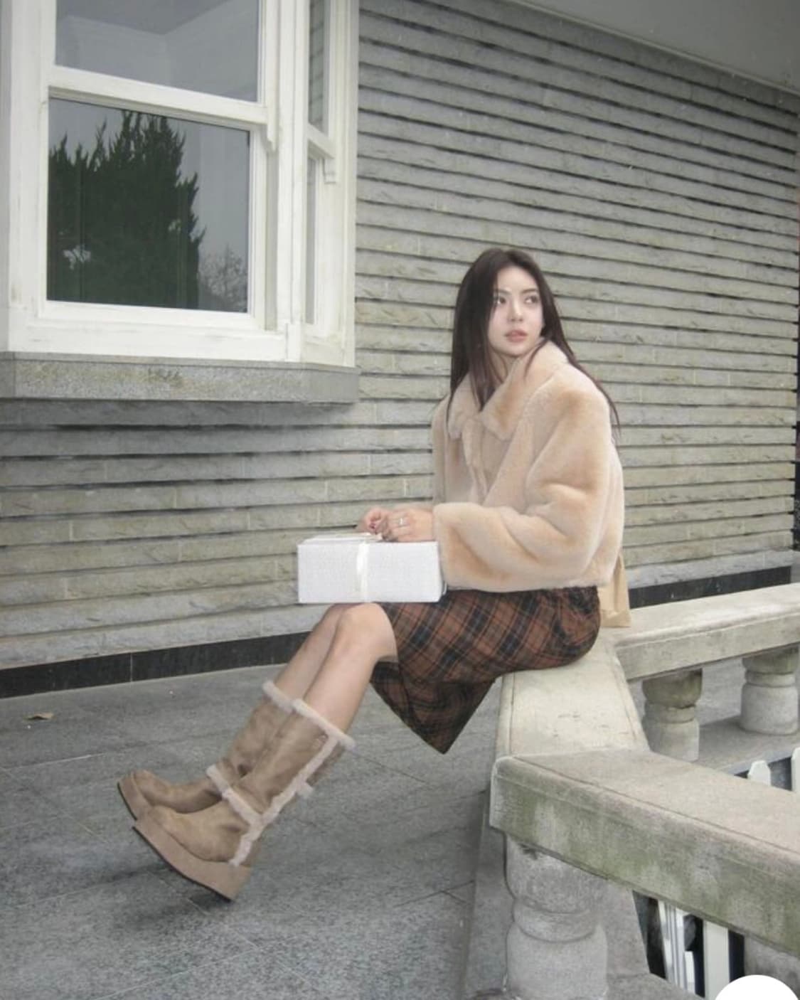 루루서울 러브 크로스 퍼 부츠 (Love Cross Fur Boot) 상품이미지4