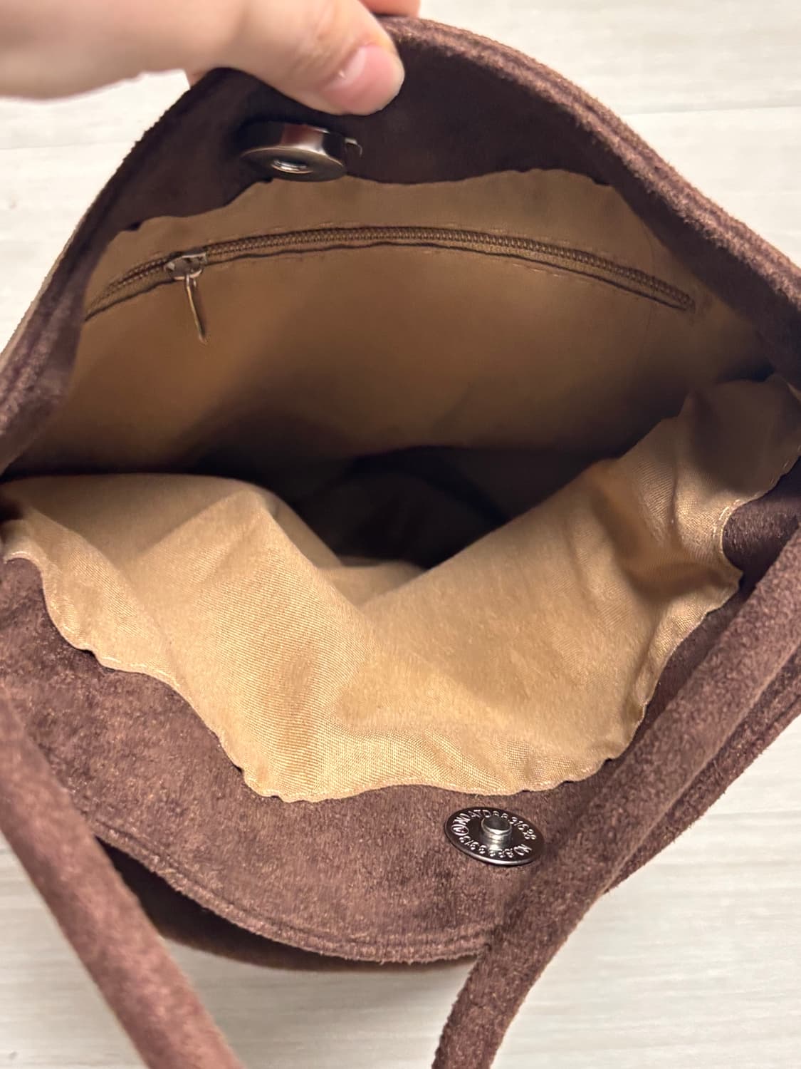 뉴뉴 숄더백 브라운 새상품 상품이미지2