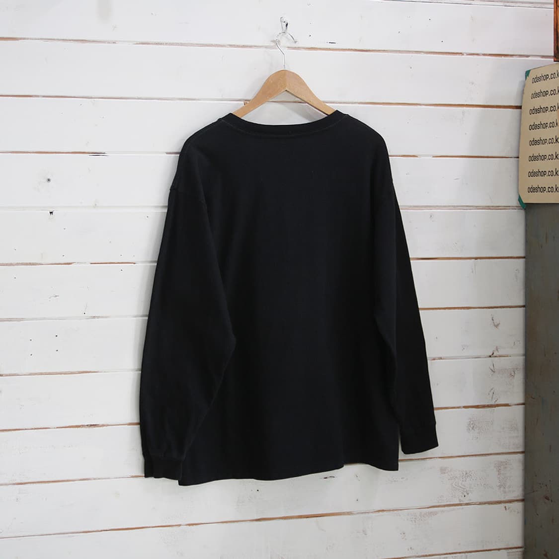 (착용컷) GUESS GREEN LABEL 그레이스 존스 롱 슬리브  상품이미지2