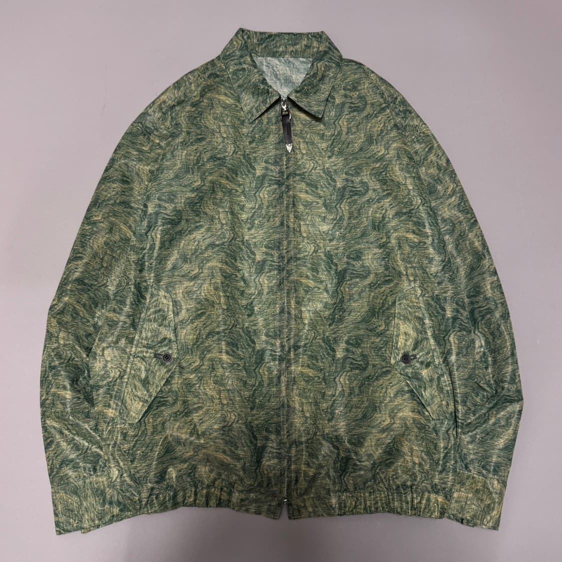 토가 비릴리스(TOGA VIRILIS) 그린 매쉬 마블 프린트 블루종 상품이미지9