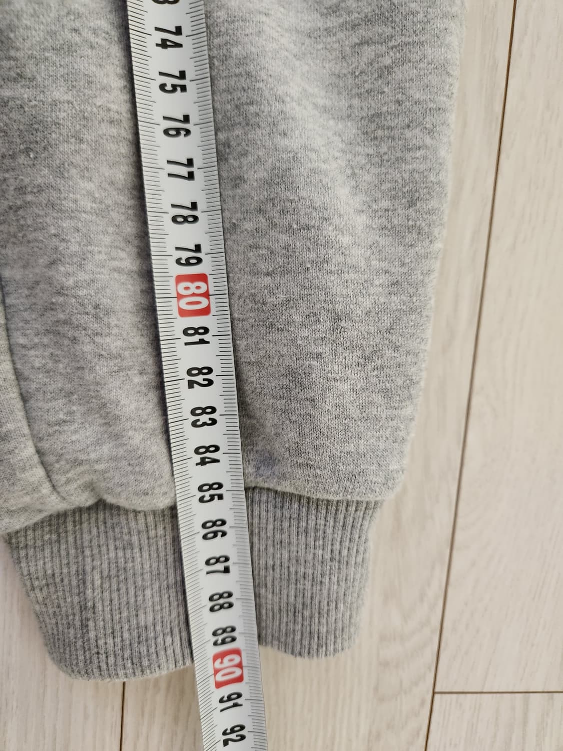 뉴발란스 기모 여성 트레이닝 조거 팬츠 사이즈70(xs)

전체적으로 사 상품이미지2