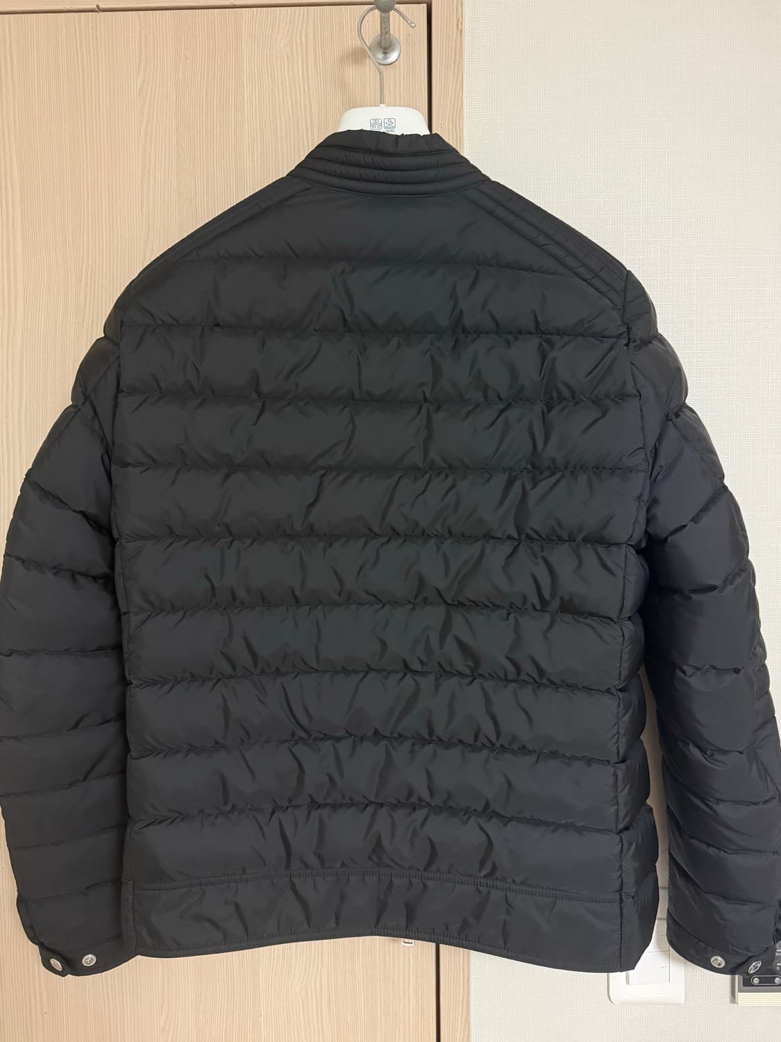 몽클레어 아미오 4사이즈 판매합니다 상품이미지2