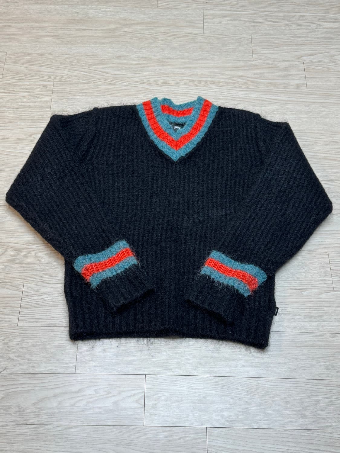 스투시 모헤어 니트 상품이미지1