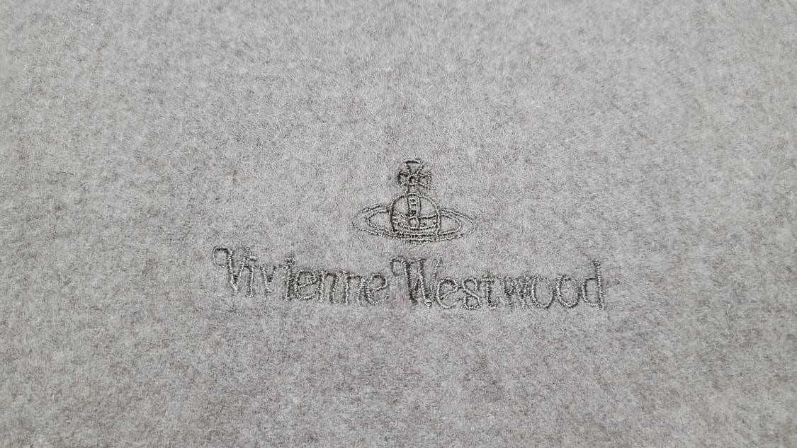 비비안 웨스트우드 남녀공용 머플러 상품이미지3