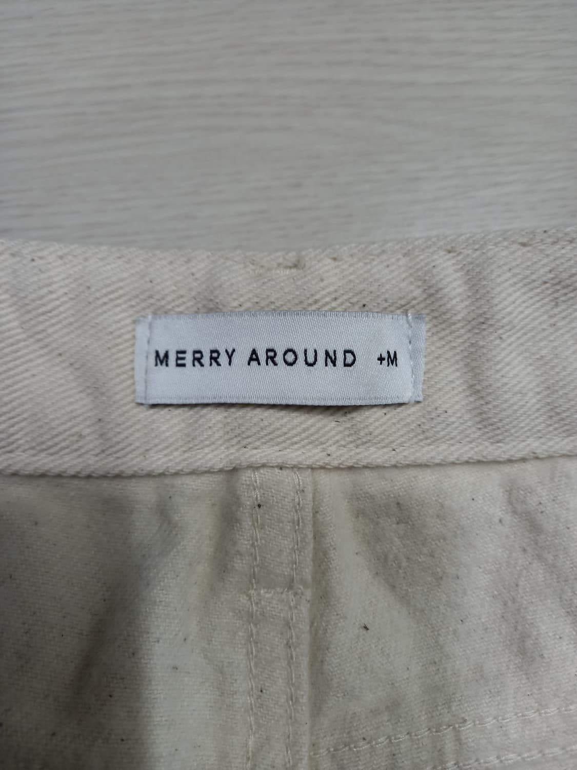 27-28 새상품 MERRY AROUND 하이웨이스트 크림진 27-614 상품이미지7