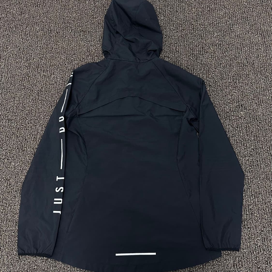 NIKE 나이키 여성 경량 바람막이 블랙 90(L) 상품이미지5