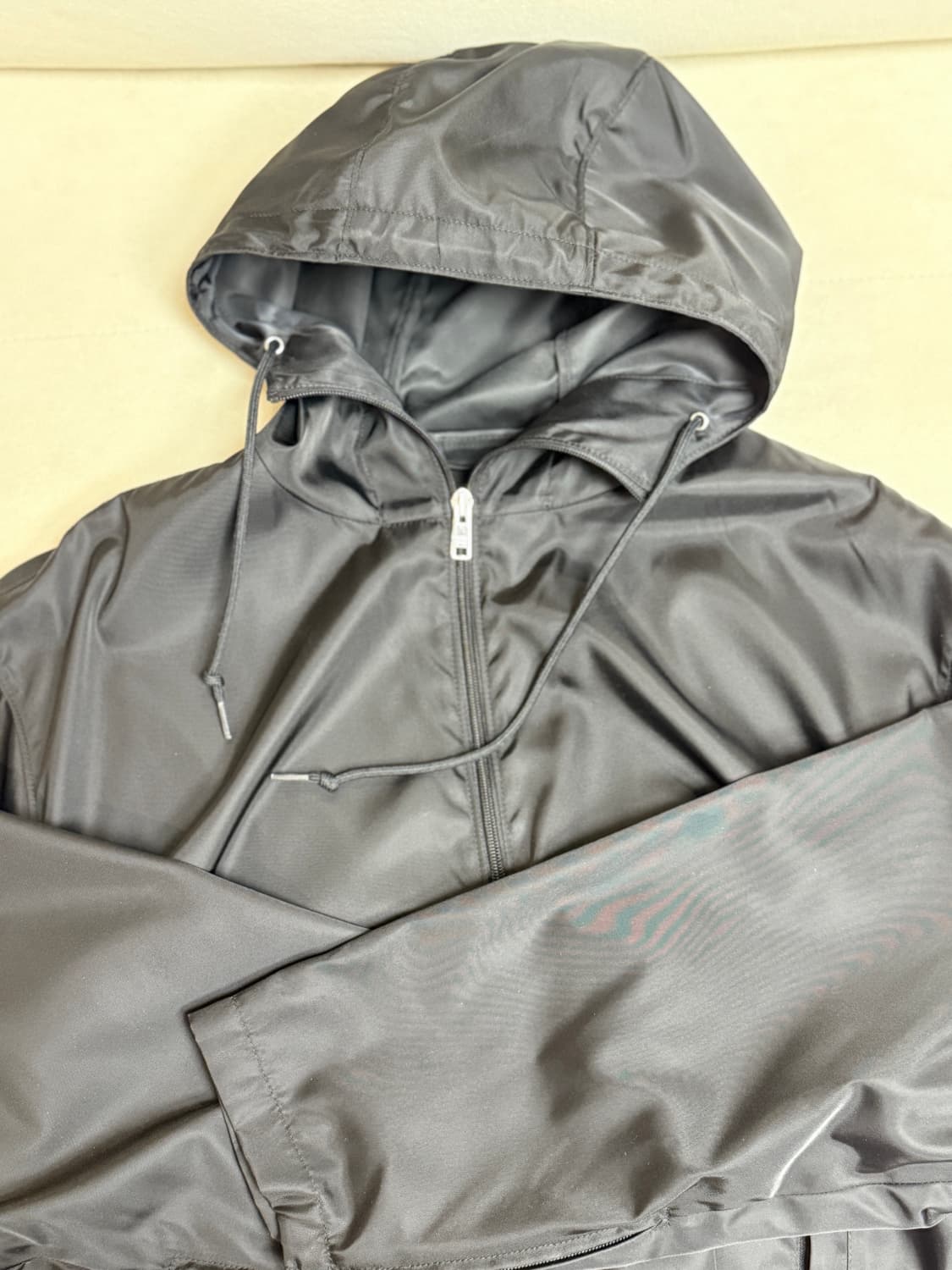 정품) 프라다 벨트백 레이어드 나일론 집업 자켓 상품이미지5