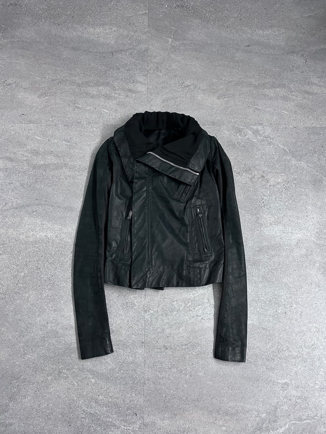 릭오웬스 카프스킨 드레이프 하이넥 자켓 상품이미지1