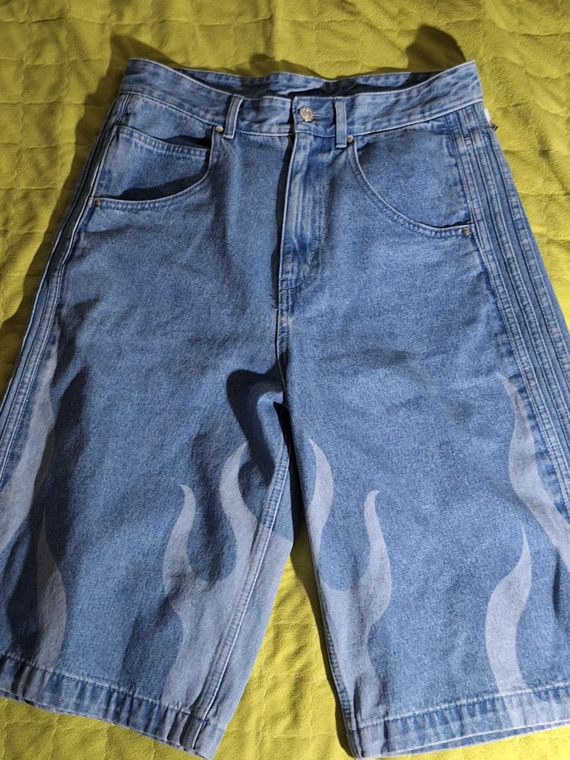 아디다스 파이어버드 플레임 인페르노 버뮤다 팬츠 상품이미지1