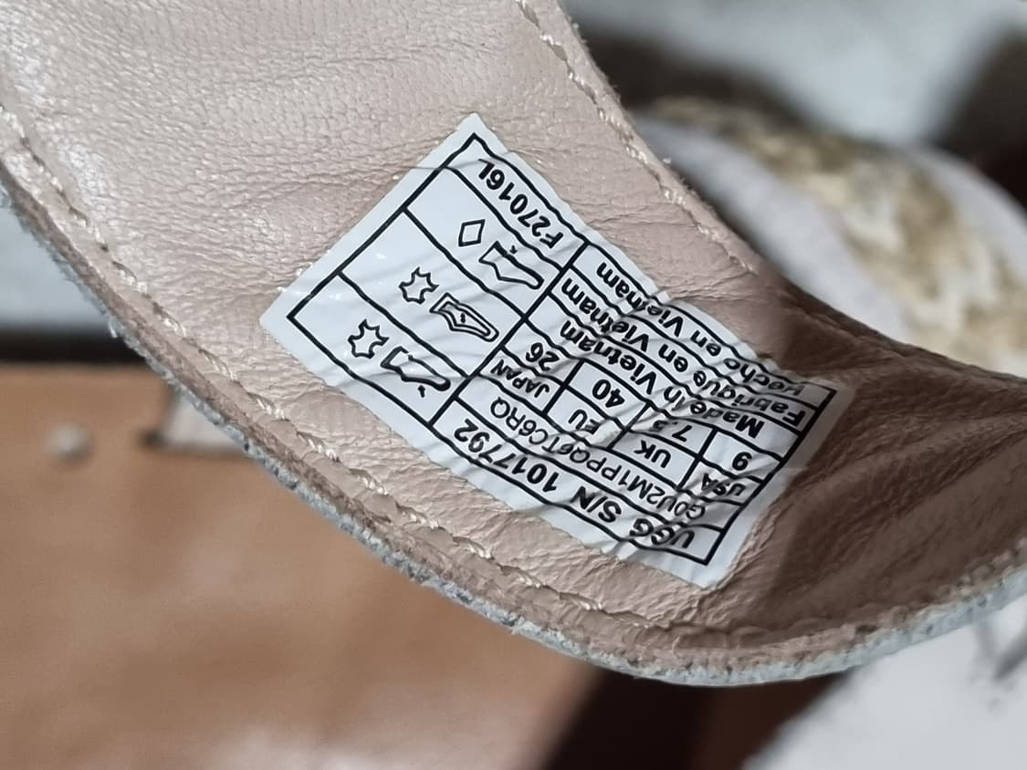 UGG 남성 슬리퍼  상품이미지3