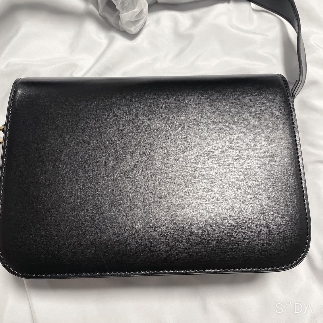 셀린느 트리오페 미듐 블랙 상품이미지6