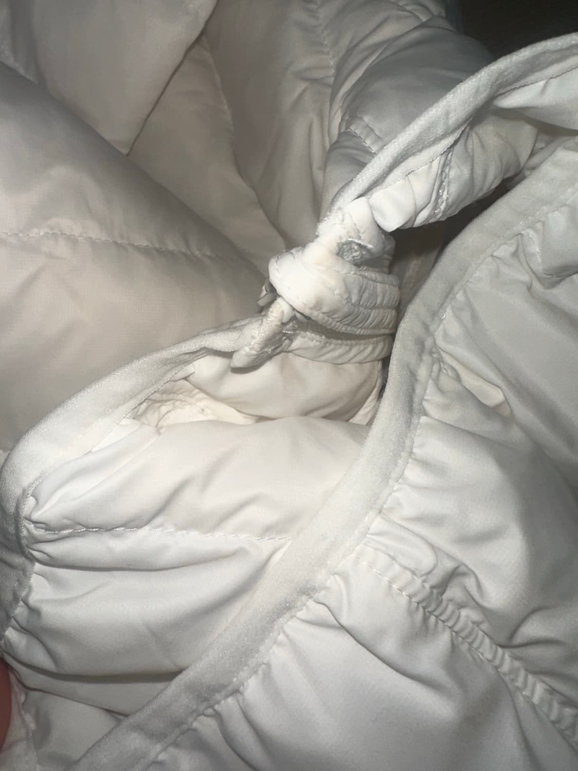 더콜디스트모먼트 경량패딩 상품이미지2