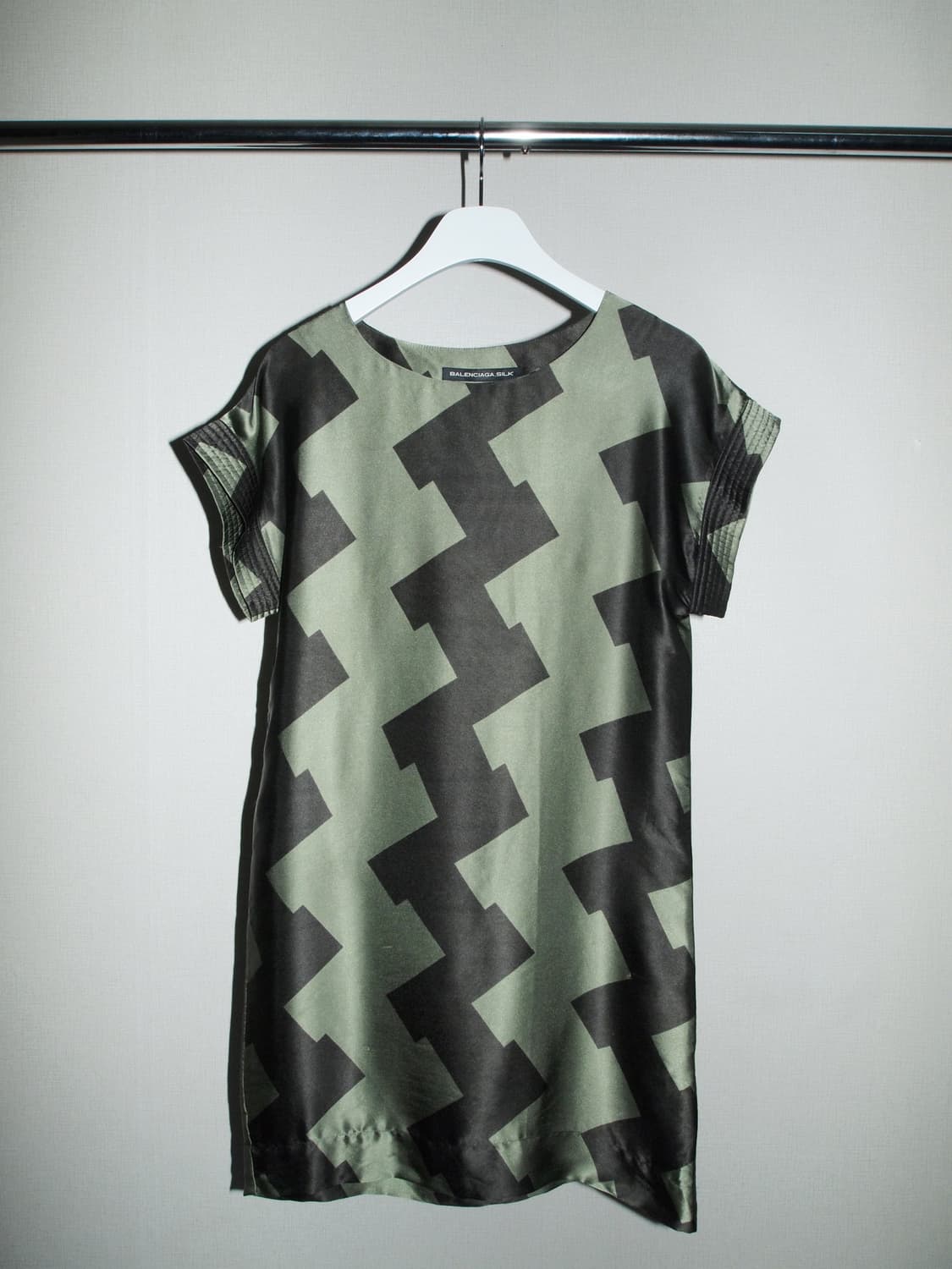 Silk Satin Jacquard Dress 상품이미지1