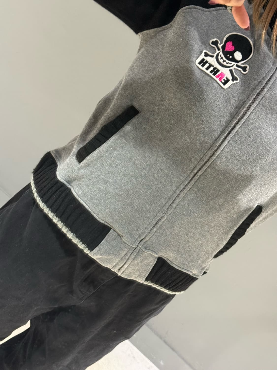 Kitsch skull patch raglan zip-up 상품이미지4