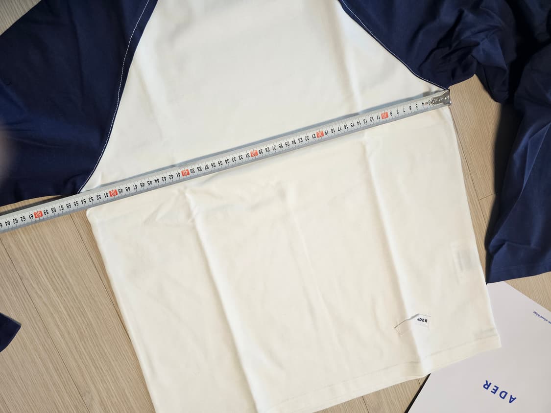 아더에러 롱슬리브 판매합니다 상품이미지3