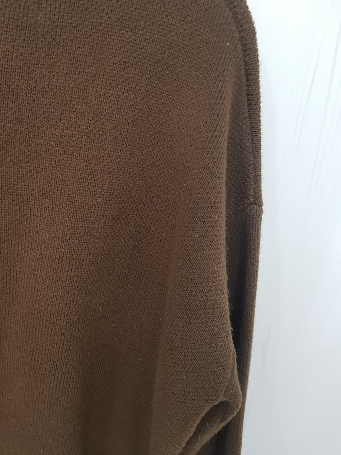 [옷장정리] 브라운 브이넥 니트 스웨터 상품이미지7