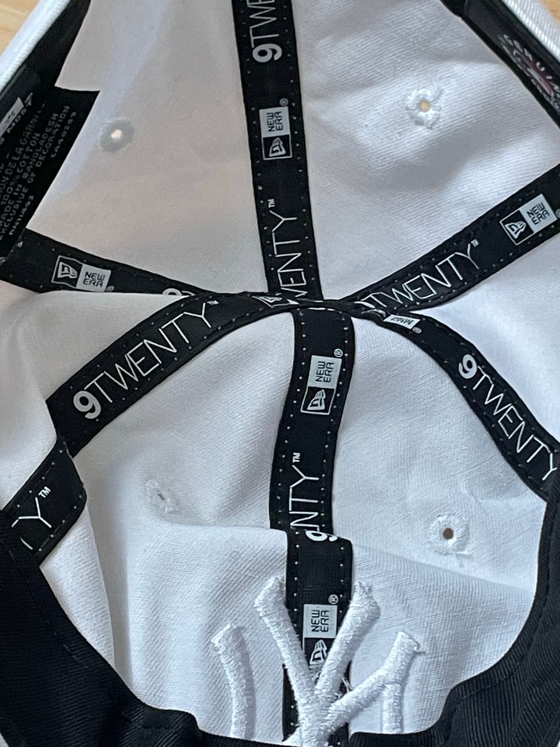 뉴에라 모마 캡모자 화이트 상품이미지4