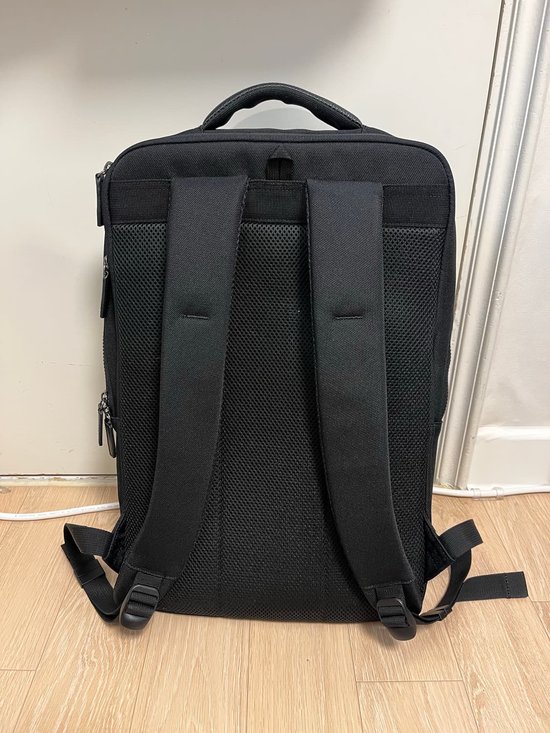 해지스 Hazzys 가죽 블랙 백팩 상품이미지3