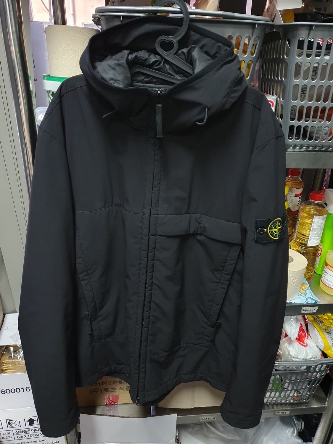 스톤아일랜드 소프트쉘 프리마로프트 자켓 XL 상품이미지1