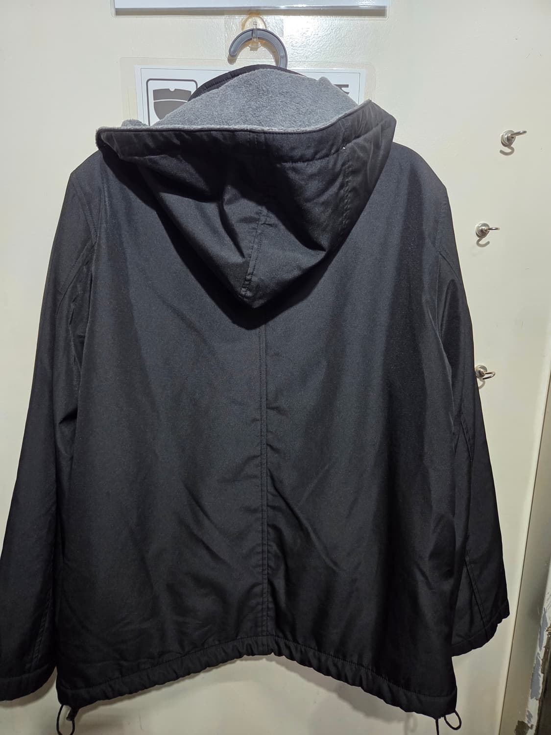 레로마 후드 블랙바람막이 상품이미지2