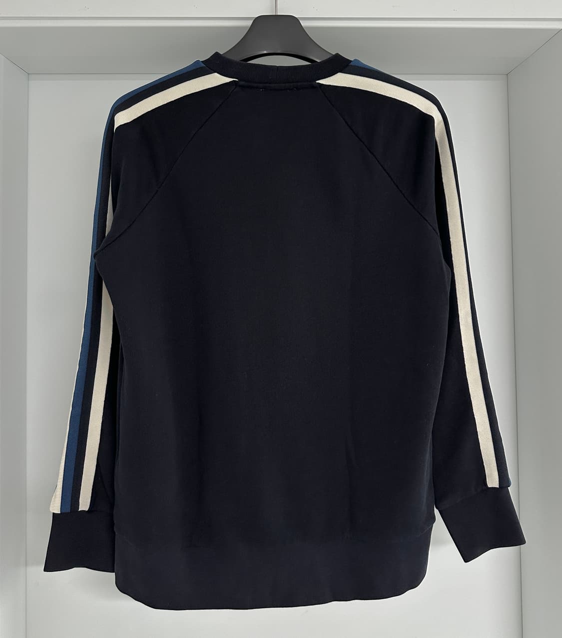 [산드로] 남성 배색 맨투맨 상품이미지4