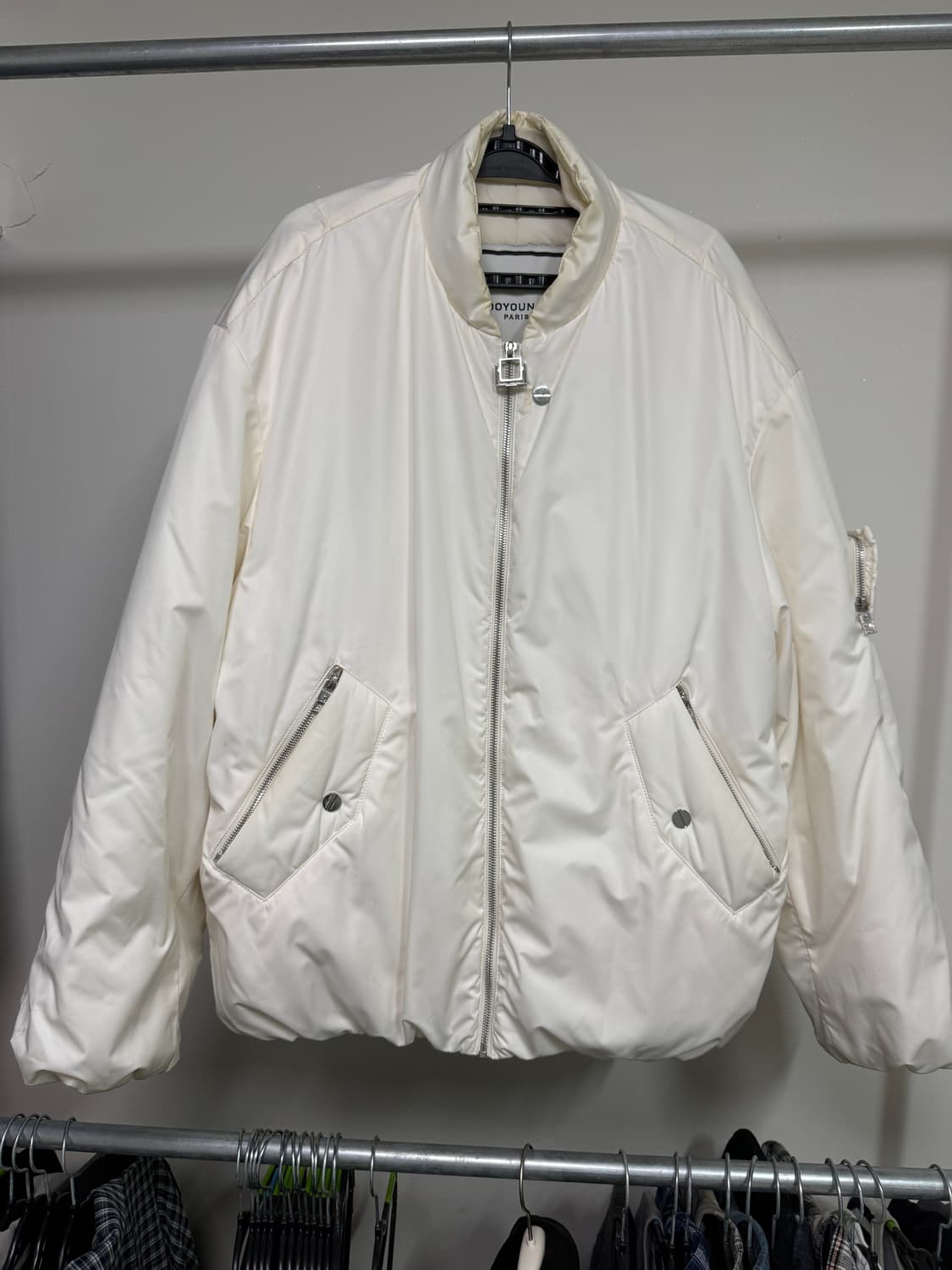 우영미 패디드 MA-1 아이보리 사이즈 48 상품이미지1