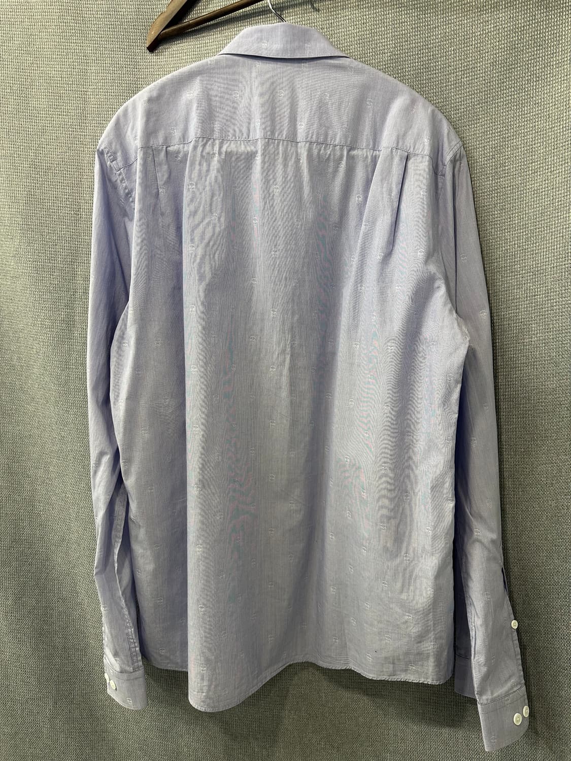 쟈딕앤볼테르 Zadig & Voltaire 라이트 블루  스컬 패턴 셔츠 상품이미지2