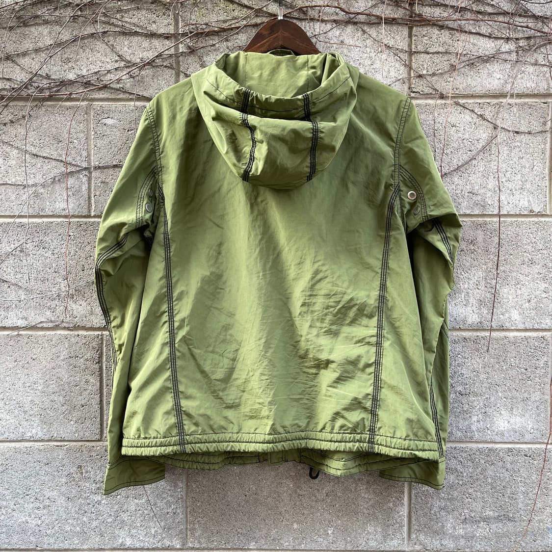 [S] Diesel 블랙스티치 나일론 윈드자켓 (95) 상품이미지3