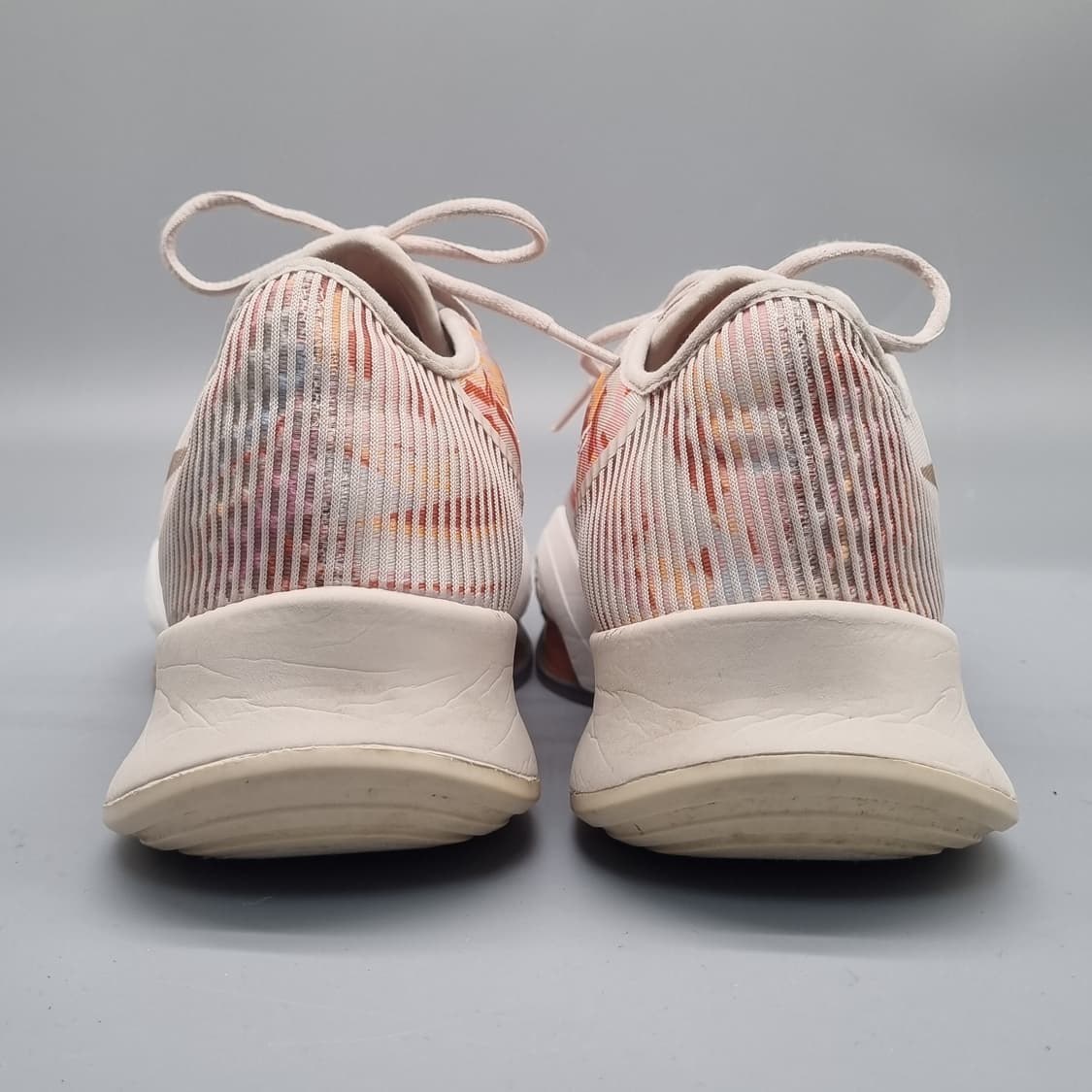 나이키 에어줌 슈퍼렛2 여성운동화235 상품이미지4