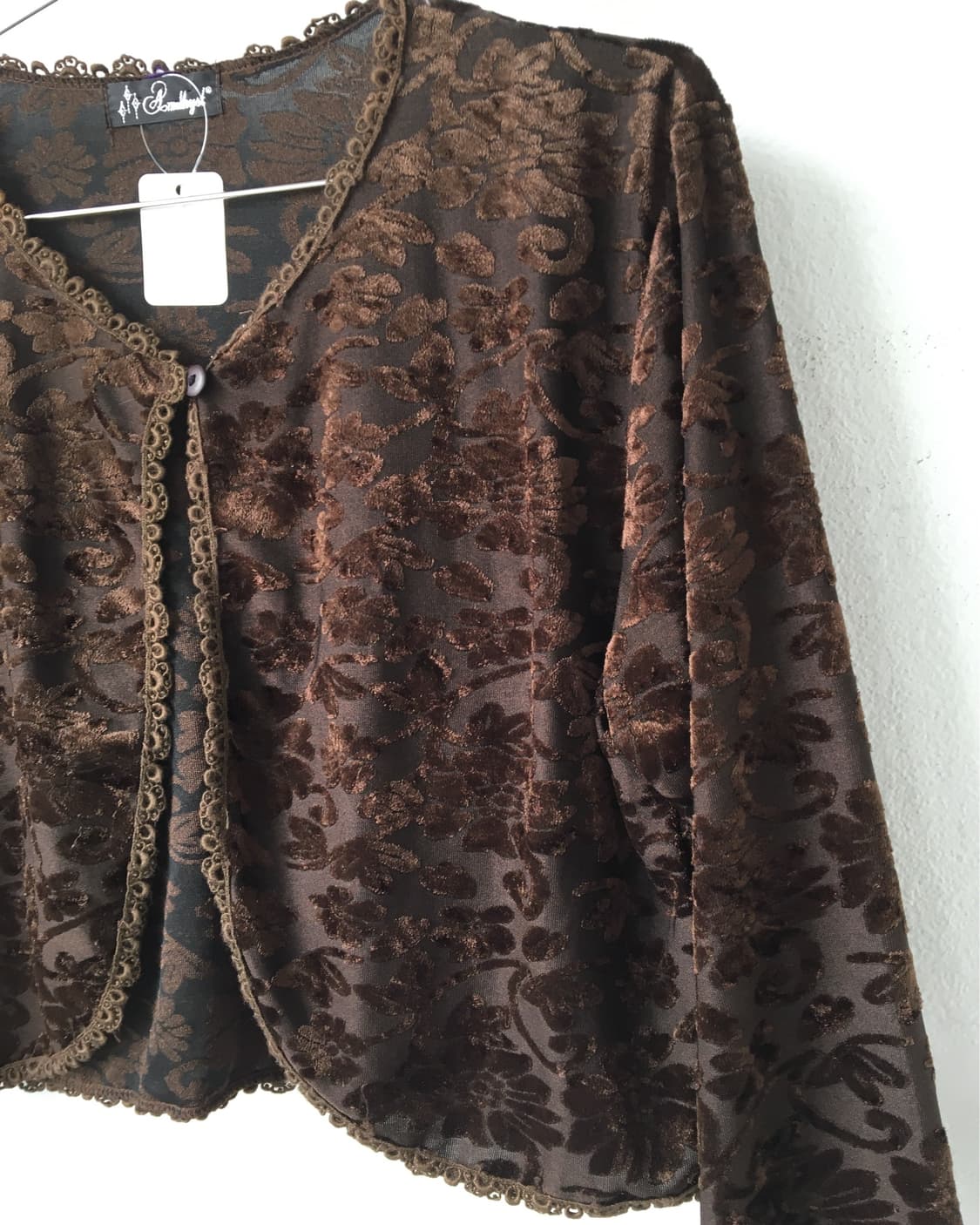 Velvet ornament pattern cardigan 상품이미지3