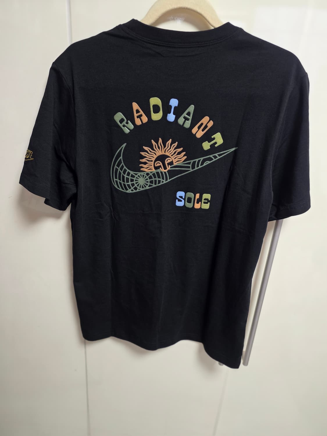 [새상품] 나이키 반팔 M 상품이미지1