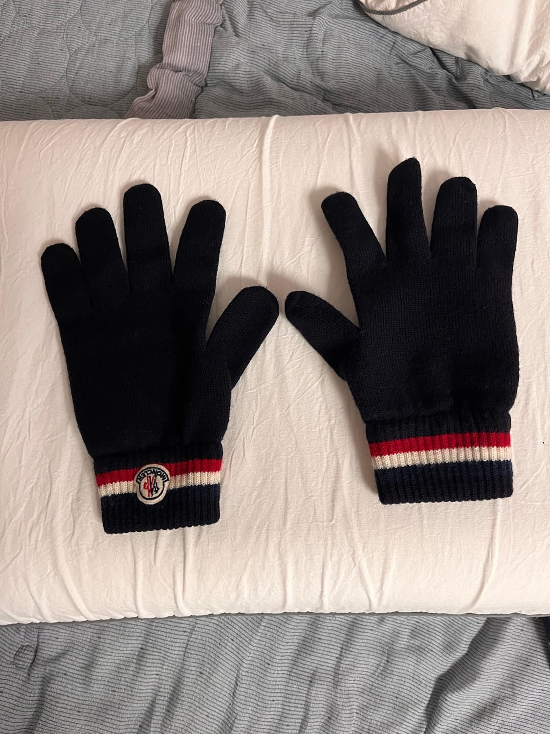 몽클레어 장갑 블랙 상품이미지1