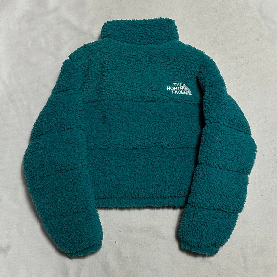 S 노스페이스 여성용 뽀글이 크롭 숏패딩 상품이미지3