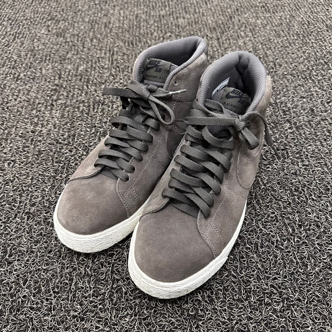 NIKE 나이키 블레이저 스웨이드 하이탑 260 상품이미지2
