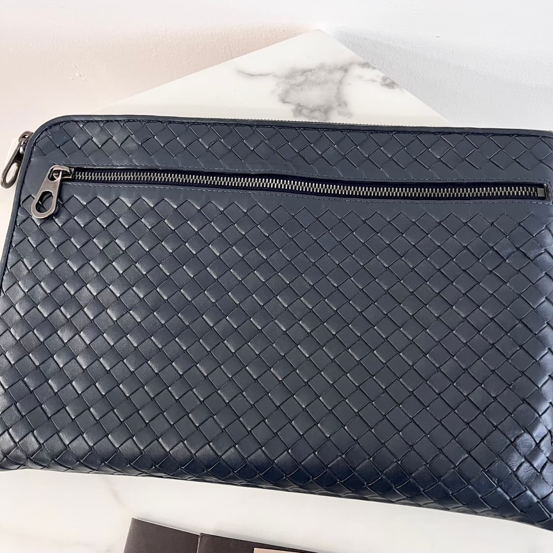 [A급/정품] 보테가베네타 인트레치아토 클러치 백 가방 네이비 상품이미지2