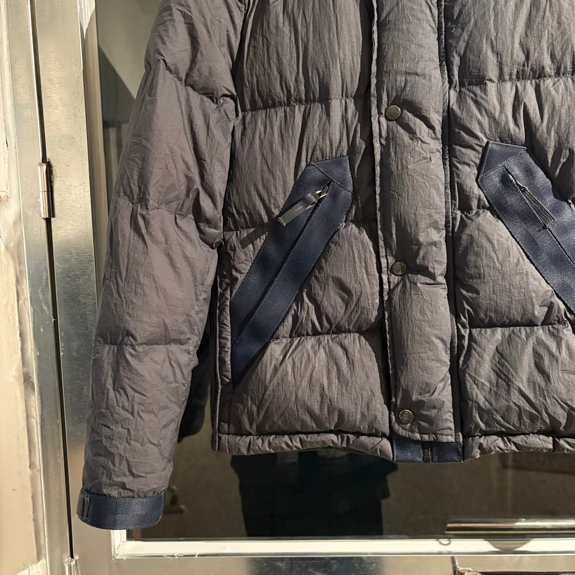 씨피컴퍼니 밀레밀리아 덕 다운 패디드 고글 자켓 상품이미지4