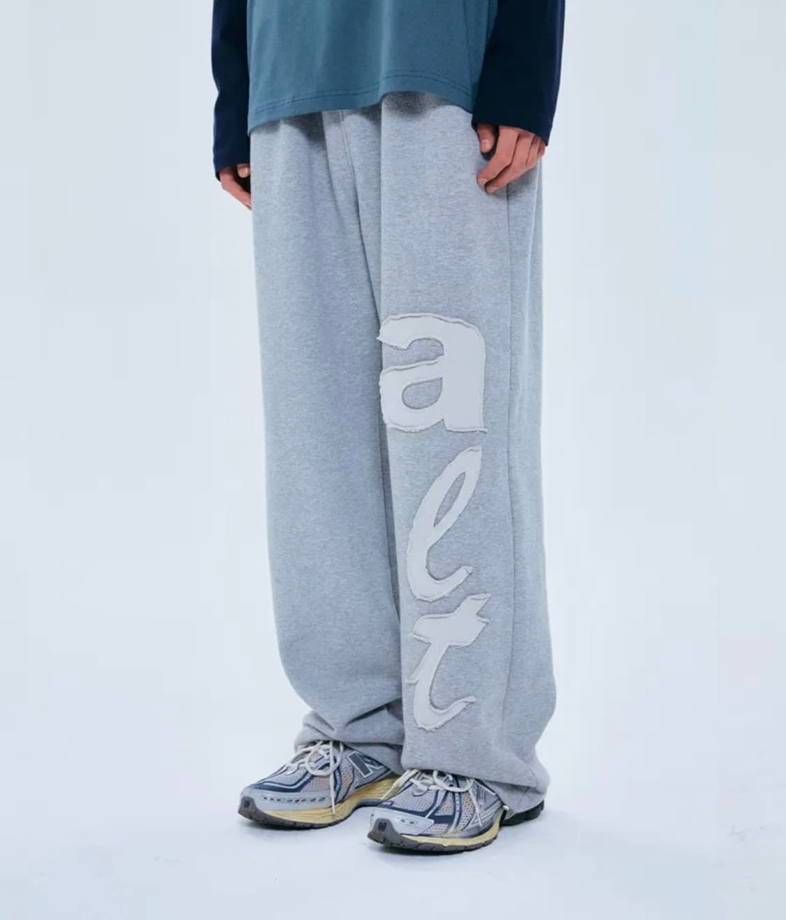 더콜디스트모먼트 alt sweat pants 상품이미지1