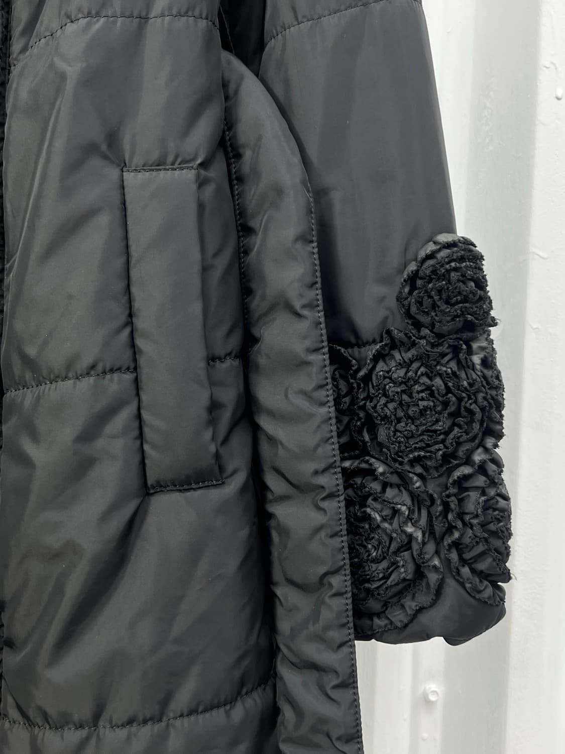 Armani Collezioni texture down coat 상품이미지7