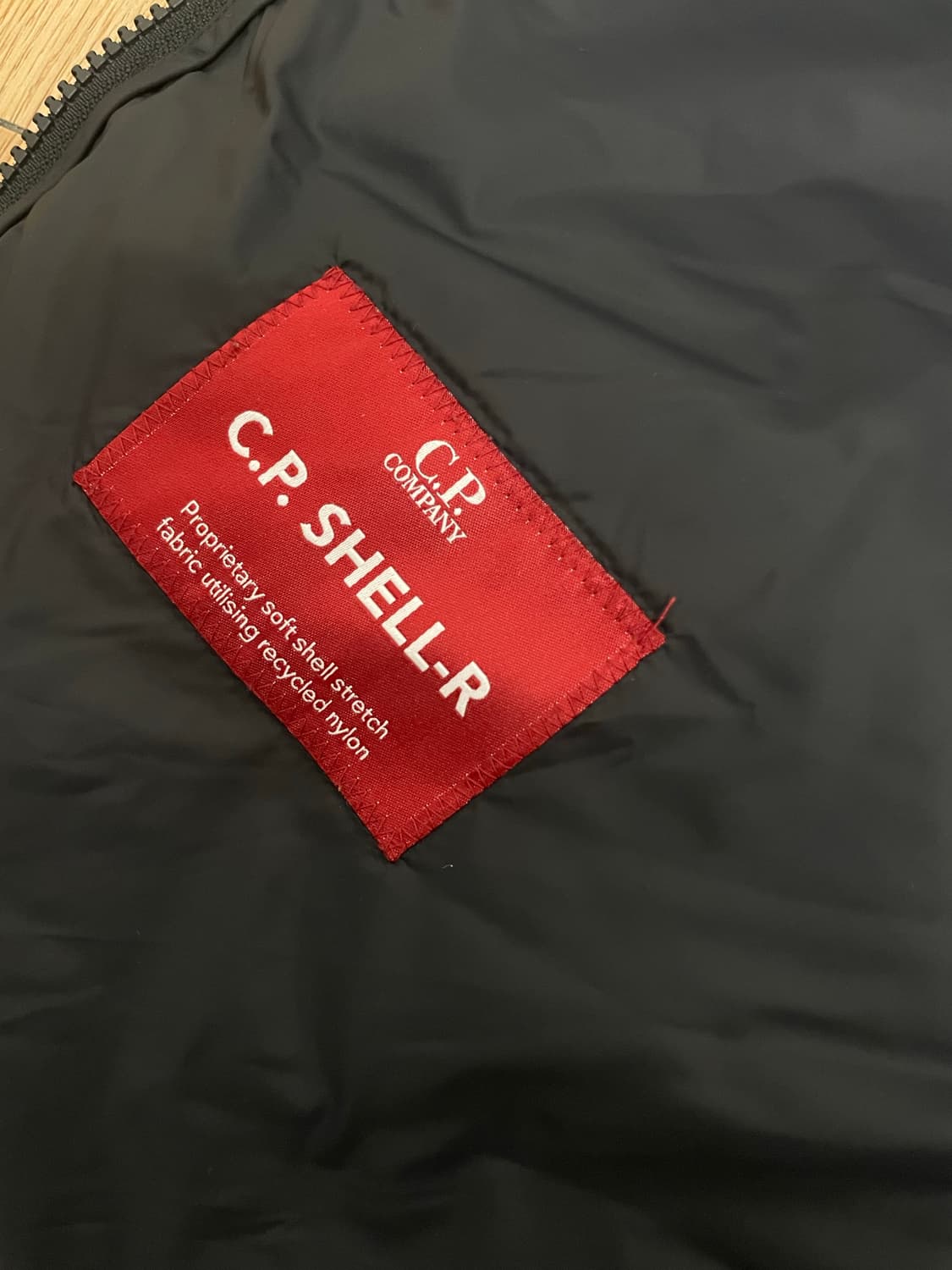 cp컴퍼니 조끼 상품이미지5